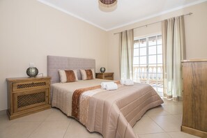 3 bedrooms, in-room safe, iron/ironing board, free WiFi - Villa Florencio | 4 Bedrooms | Panoramic Views | Estói (Estoi)