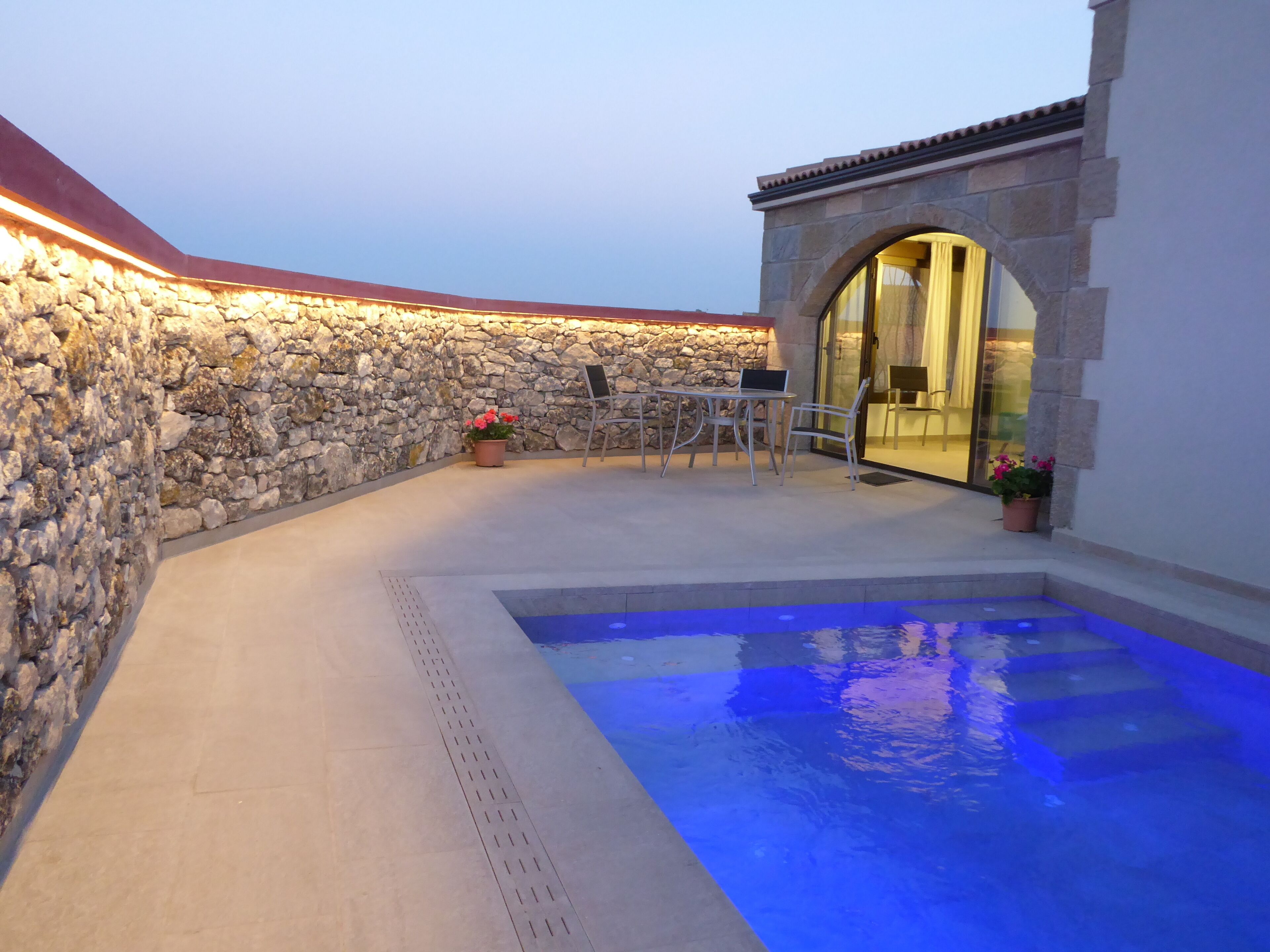 Udendørs pool