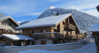 Modern Apartment Central Morzine Location