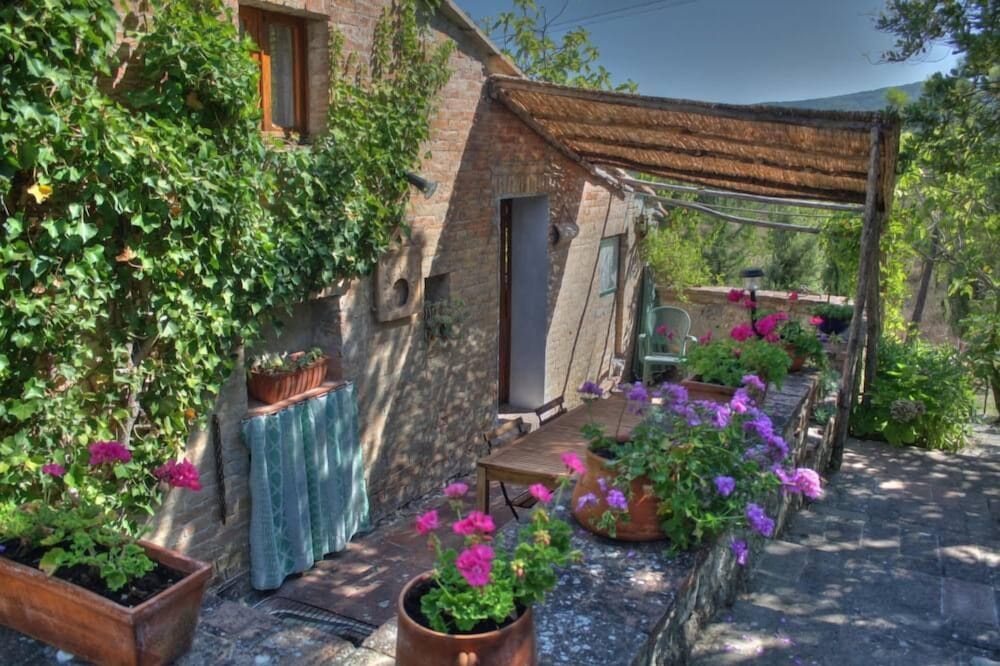 country holiday home - Radicondoli