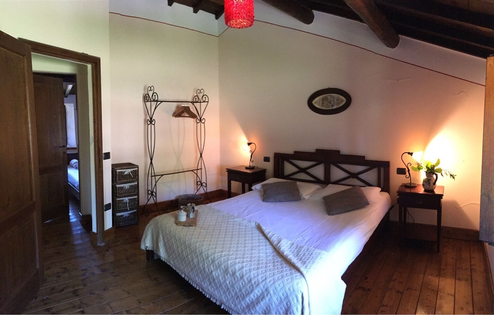 Apartment with private garden and infinity pool, perfect for daily town trips