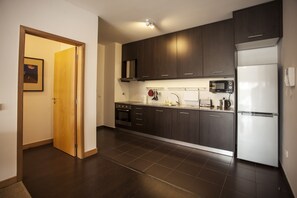 Kochgeschirr/Geschirr/Besteck