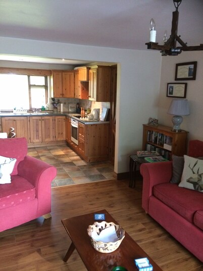 Beautiful 3/4 Bedroom Bungalow set in attractive gardens. many local facilities