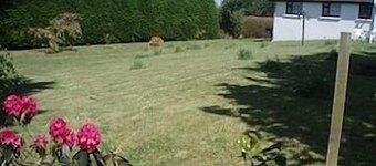 Beautiful 3/4 Bedroom Bungalow set in attractive gardens. many local facilities