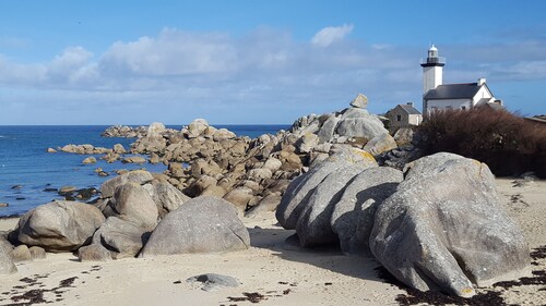 Haus am Meer, 50 Meter vom Strand entfernt, SPA, ummauerten Garten