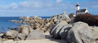 CASA MARE, a 50 metri dalla spiaggia, SPA, giardino recintato