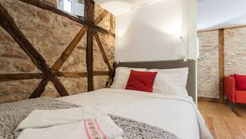 1 bedroom, iron/ironing board, free WiFi, bed sheets