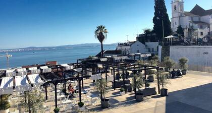 Sol III - Centre du vieux Lisbonne Tajus View