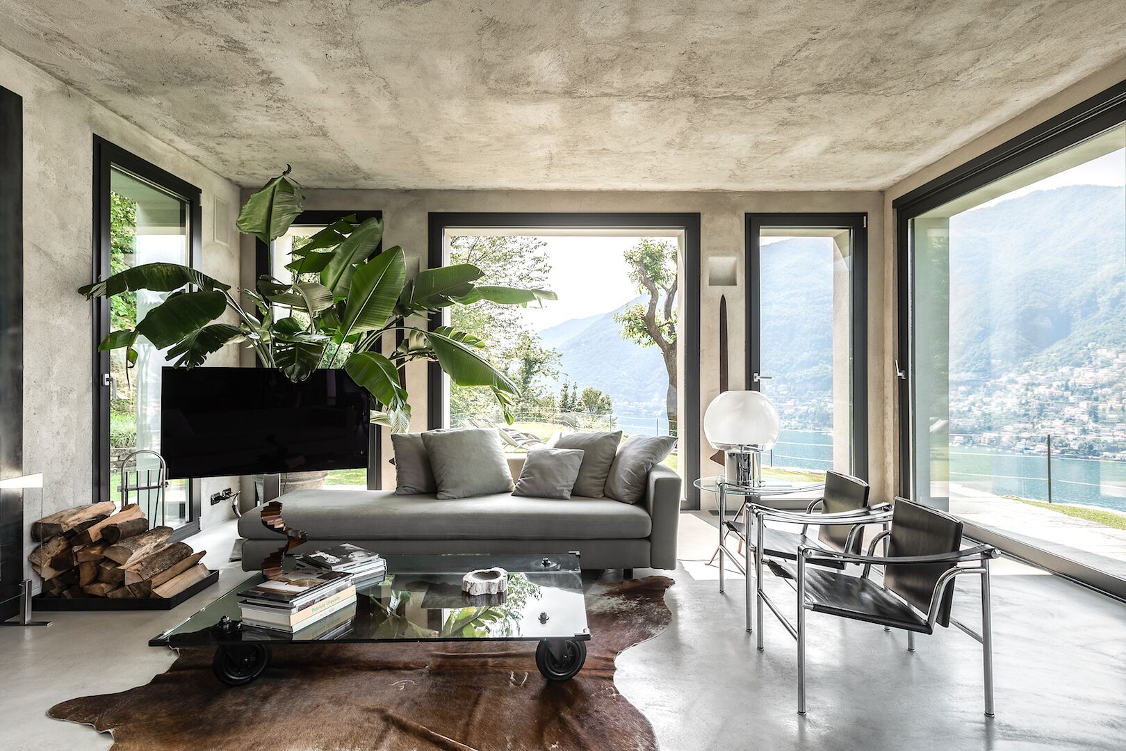 LUXURY VILLA TORNO - Lake Como Unique View & Pool among the quarry rocks