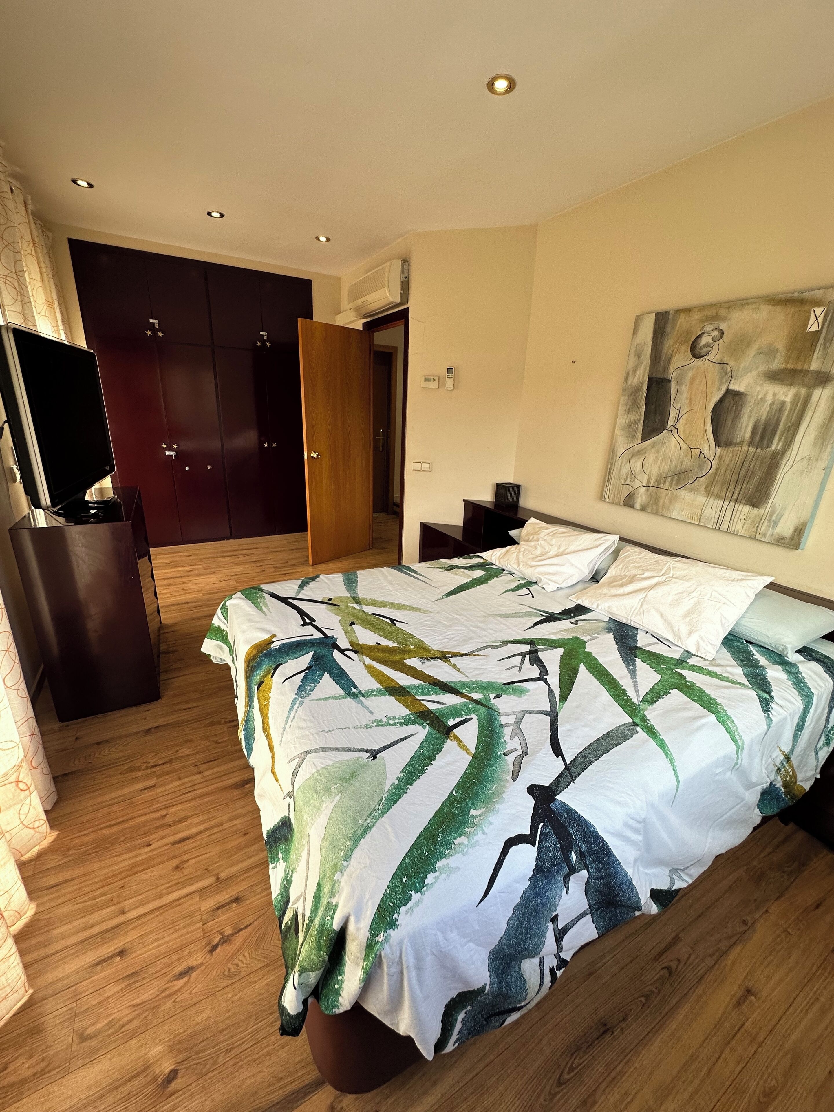 4 chambres, bureau, fer et planche à repasser, Wi-Fi