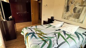 4 chambres, bureau, fer et planche Ă repasser, Wi-Fi