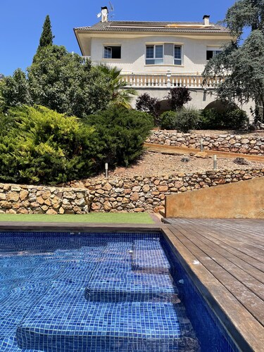 House in Vallirana (17 Km from Barcelona) with stunning mountain views