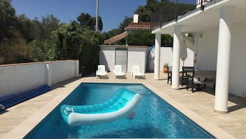 Utomhuspool