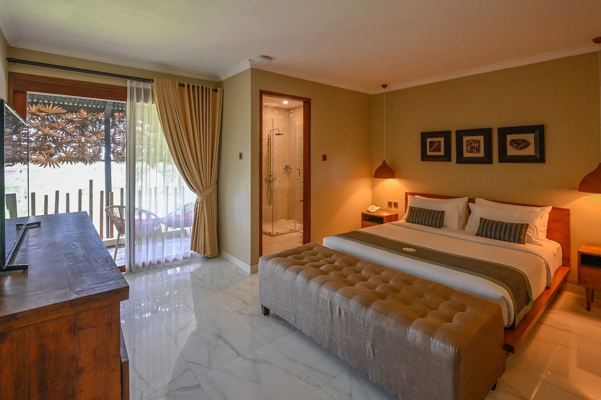 Superior Room, 1 Queen Bed