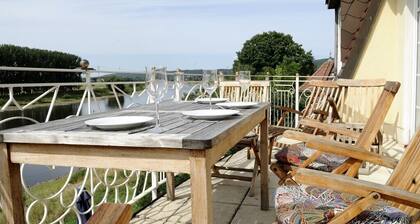 Suite m. sep. Schlafzimmer für 2 Personen in Villa am Elbufer, ruhig und sonni