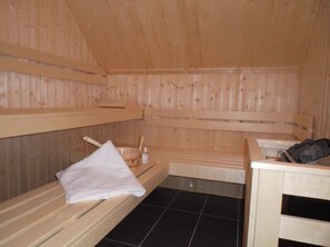 Sauna - Reetkoje - thatched house with fireplace, sauna, WiFi - between Bodden and Baltic Sea (Breege - Juliusruh)