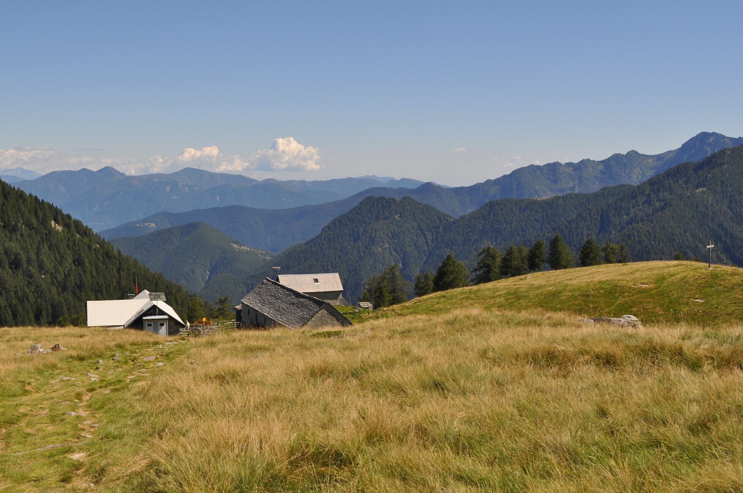 Rustico Jenny sun terrace, wonderful panoramic views, unique tranquility