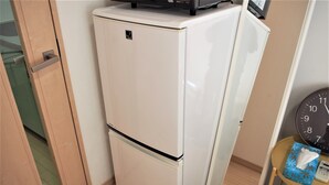 Twin Room | Mini-refrigerator - City Street Inn 304 PH280 (Osaka)