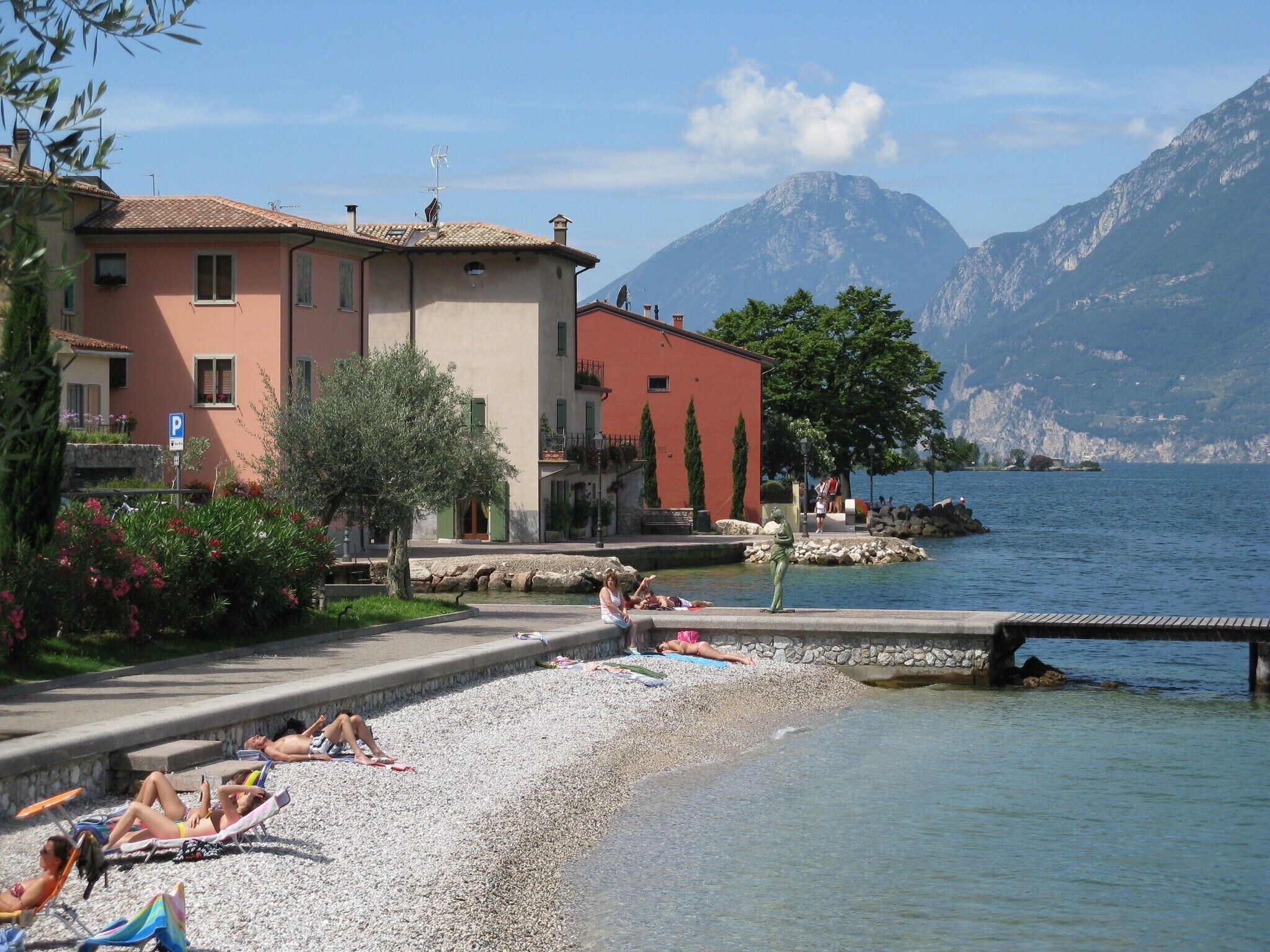 Camastros y toallas de playa 