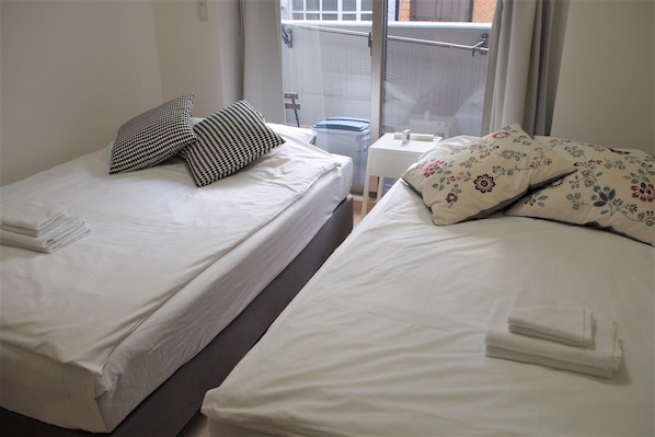 Twin Room | Free WiFi, bed sheets