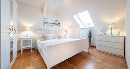 Stylish Baltic Sea apartment with island flair and a lovely fenced garden