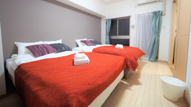 Unclassified image, 1 of 37, button - City Street Inn 408 PH281 (Osaka)