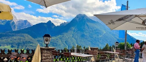 Ristorazione all'aperto