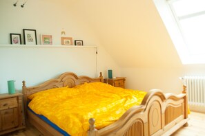 2 Schlafzimmer, Reisekinderbett, WLAN, Bettwäsche