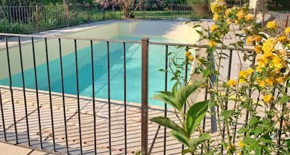 Mas ancien de charme avec piscine entre Luberon et Alpilles