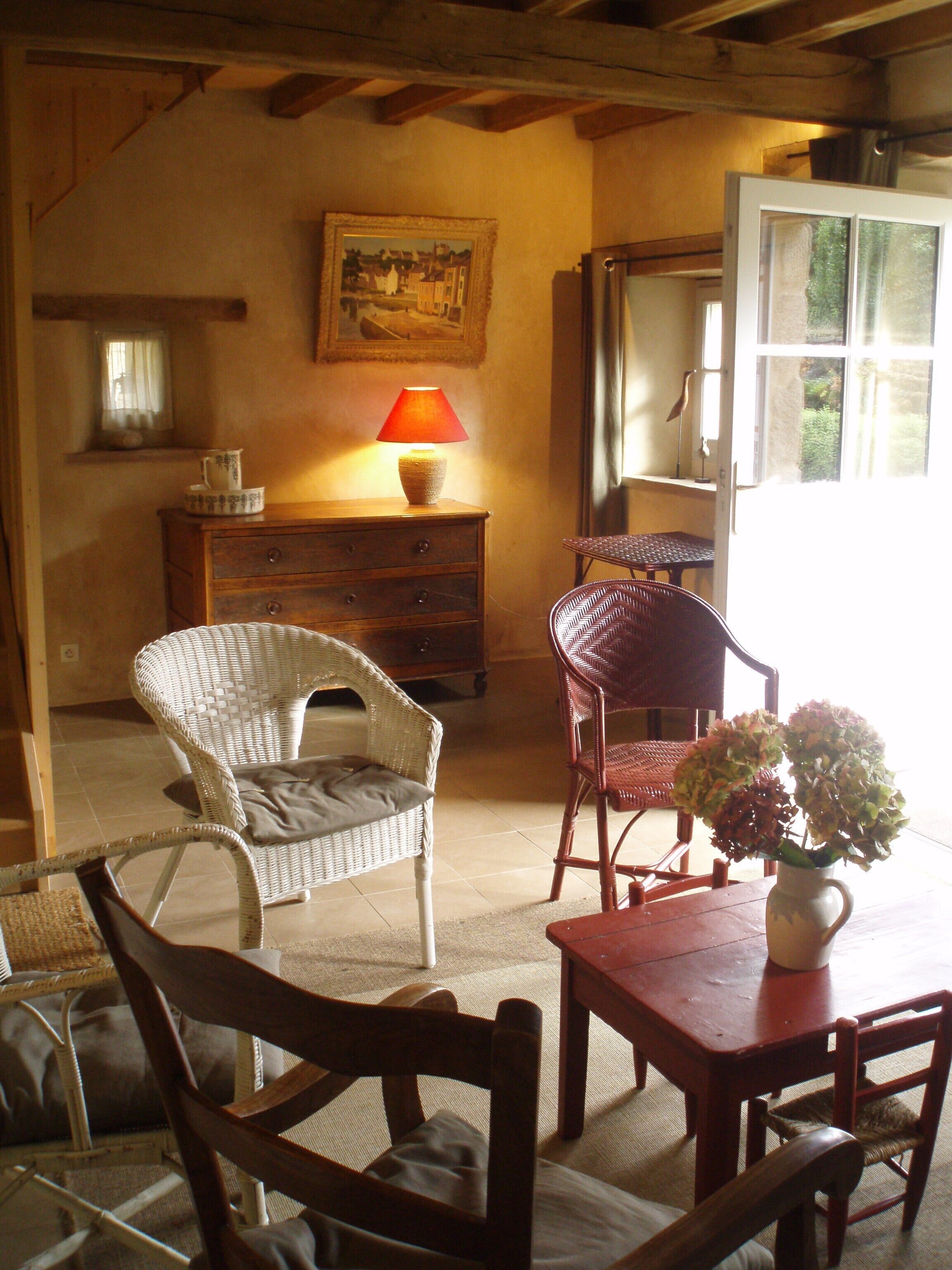 Charming house 2/4 pers. fireplace garden port-blanc near beaches & islands