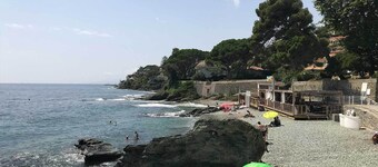 Appartement dans maison avec piscine entre mer et montagne