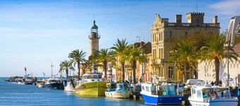 Superb apartment (3pers) air-conditioned, quiet, ideal location in town center