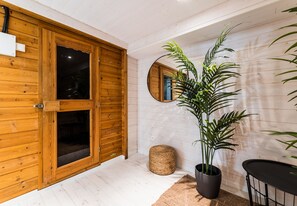 Interior - HACIENDA • KEYWEEK Large Family Villa with Pool, Garden, Sauna in Anglet (Anglet)