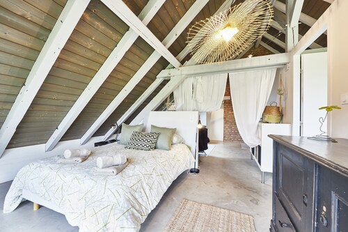 La distillerie - House at the foot of the vines with garden 6personnes