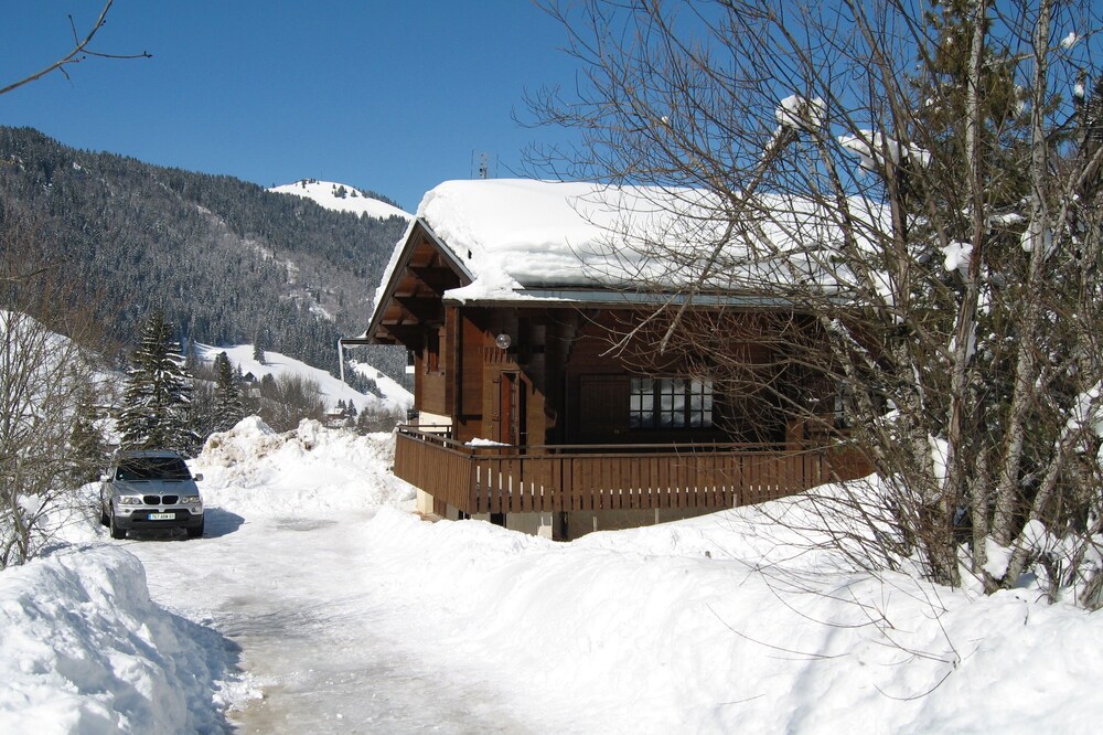 The individual cottage spruce 2 to 8 people
