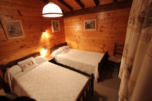 4 chambres, fer et planche à repasser, Wi-Fi, draps fournis