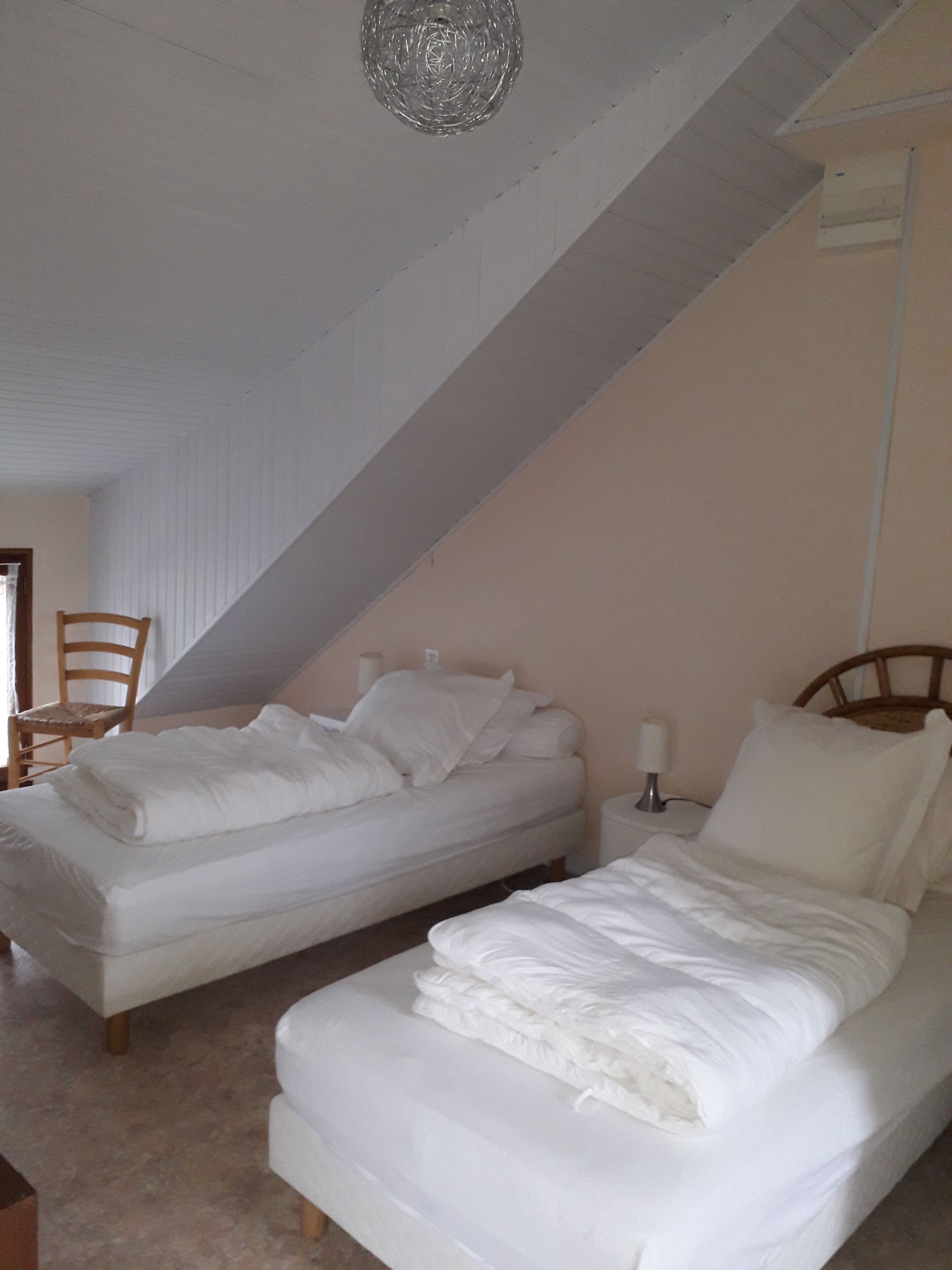 2 chambres, fer et planche à repasser, Wi-Fi