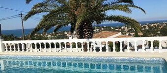 VILLA 5 MIN FROM THE BEACH WITH PRIVATE POOL AND SEA VIEW