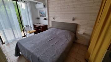 1 chambre, fer et planche à repasser, Wi-Fi