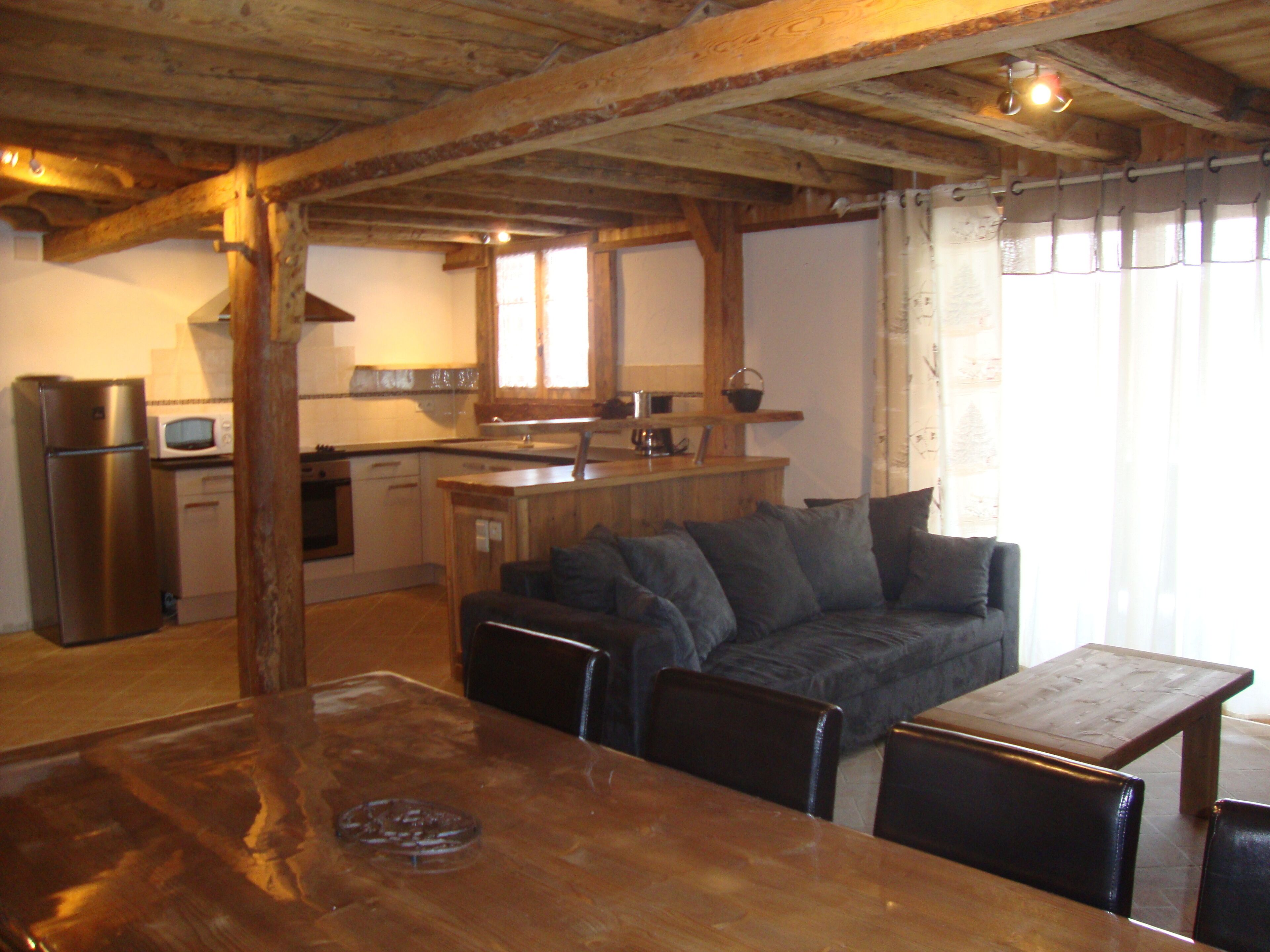Charming apartment in renovated farmhouse, 100m2 GRAND MASSIF LES CARROZ