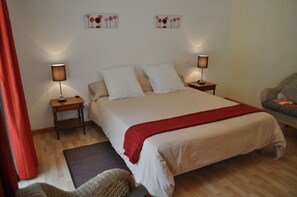 3 soverom, strykejern/-brett, reiseseng for barn og wi-fi (inkludert)