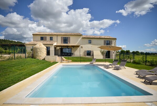 Piscine extérieure
