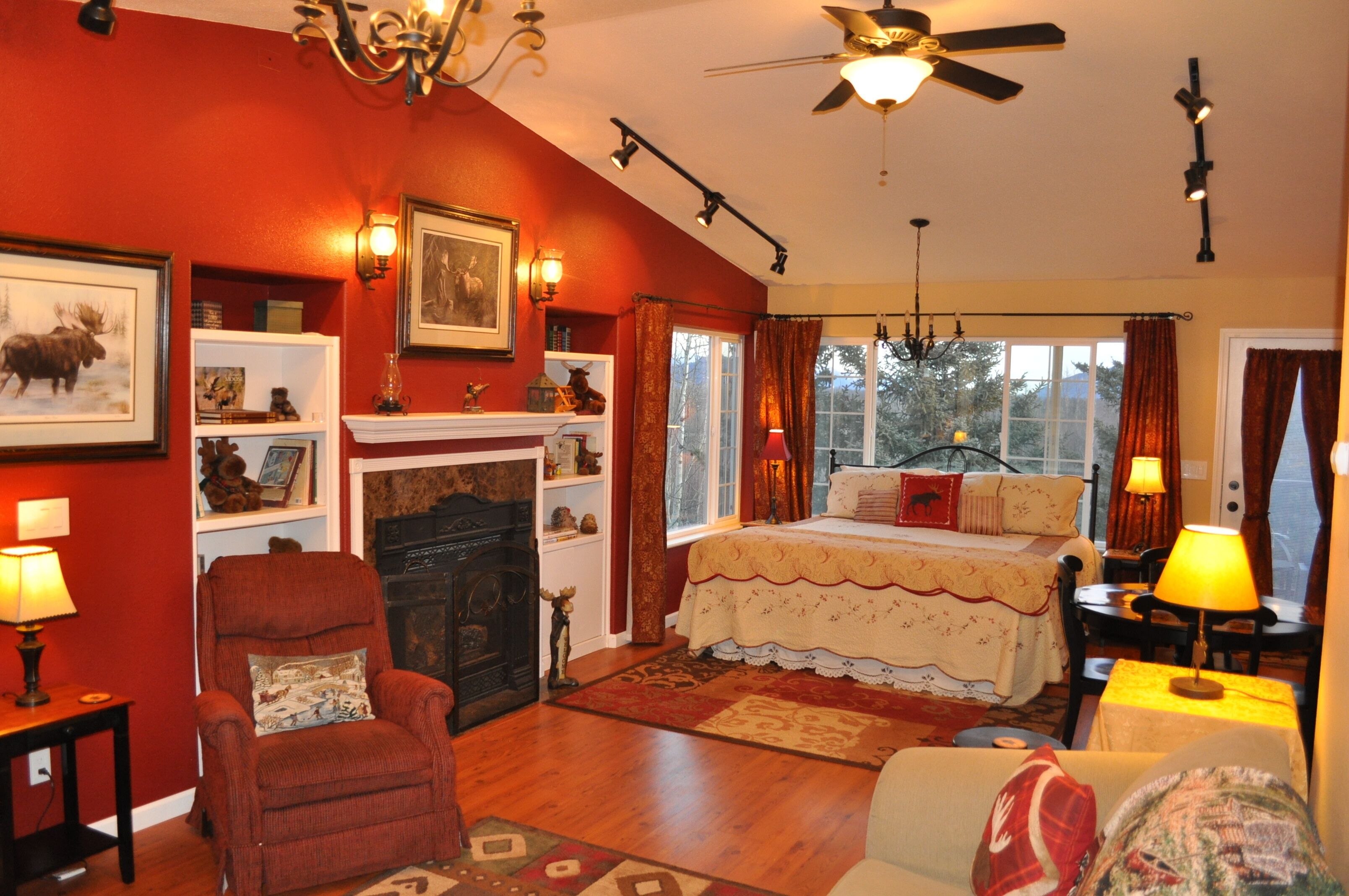 3 Rustic Elegant Suites (Sleep 12+) - Fish, Hike, Site-see From Your Doorstep