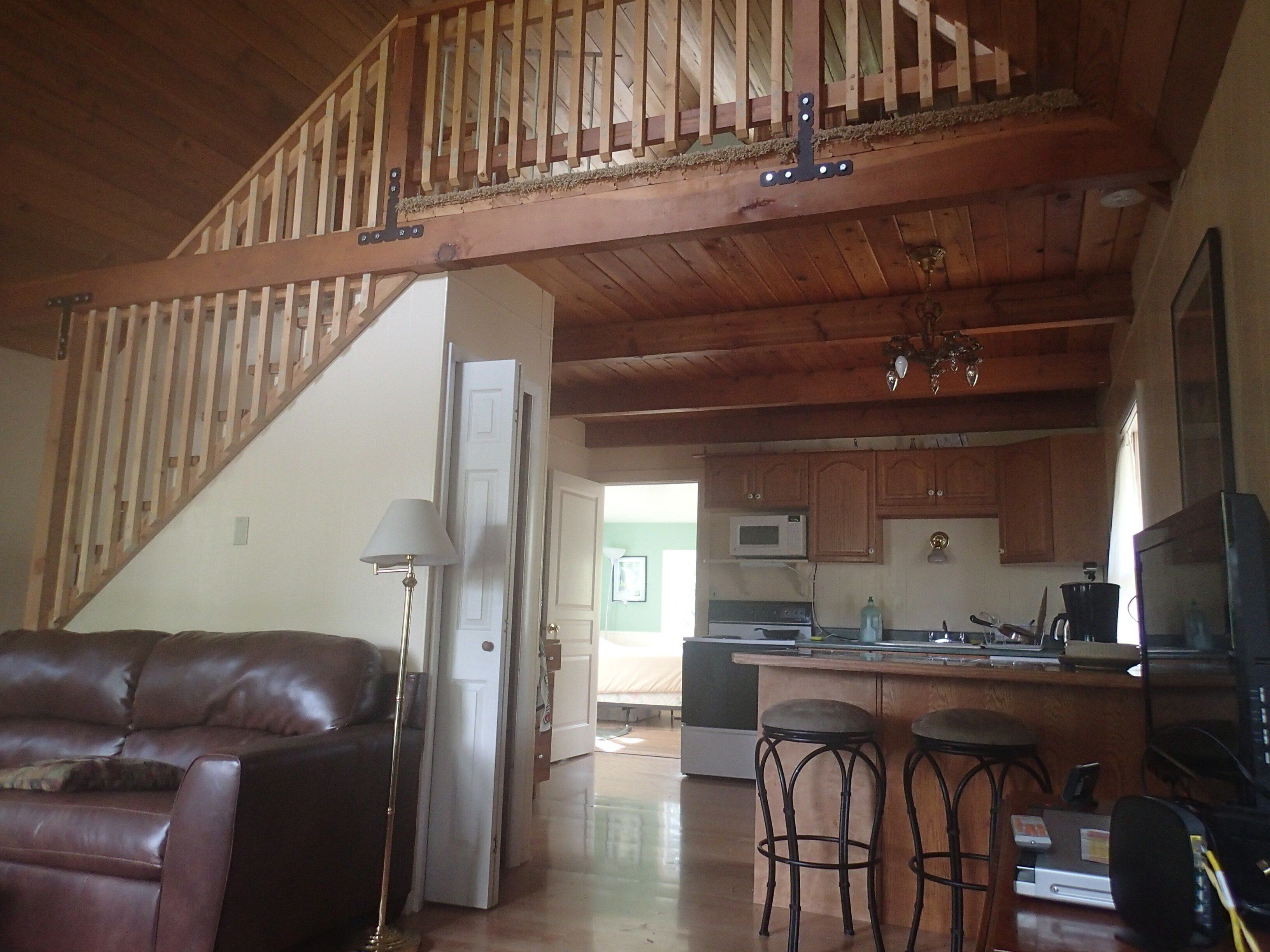 In town deep woods seclusion, 2br+sleeping loft