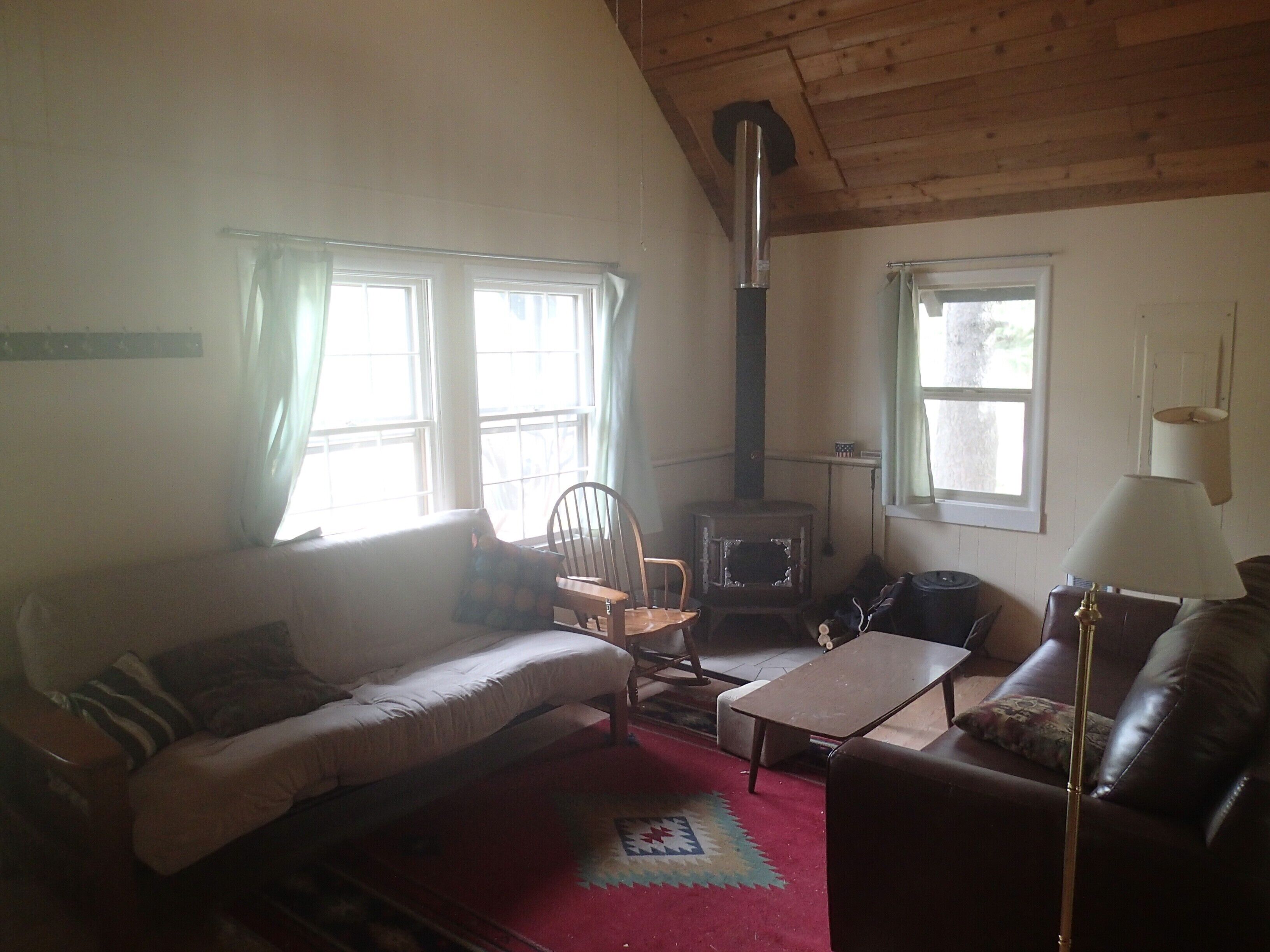 In town deep woods seclusion, 2br+sleeping loft