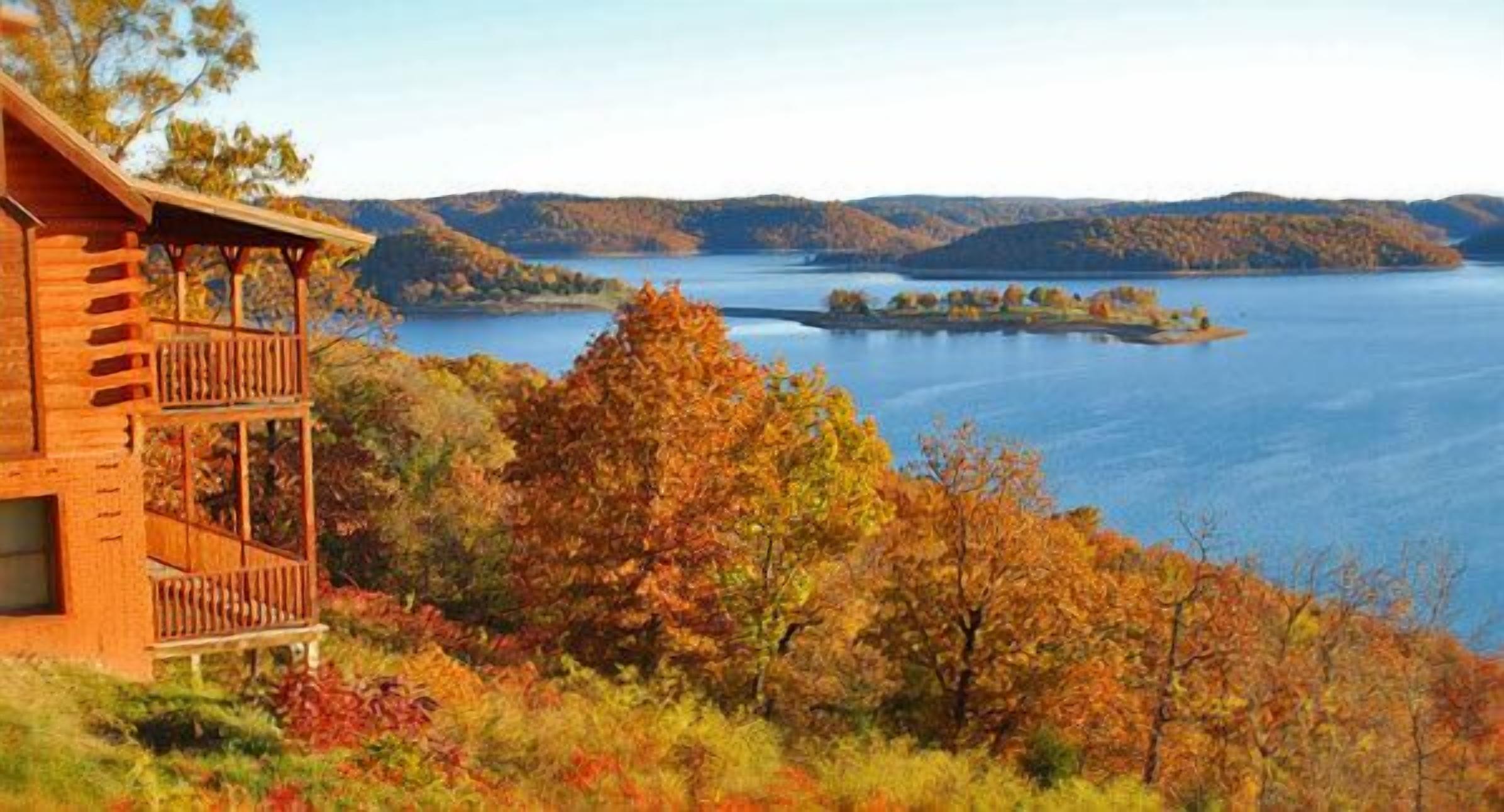 Eagle's Nest-Sunset views from high above Beaver Lake!