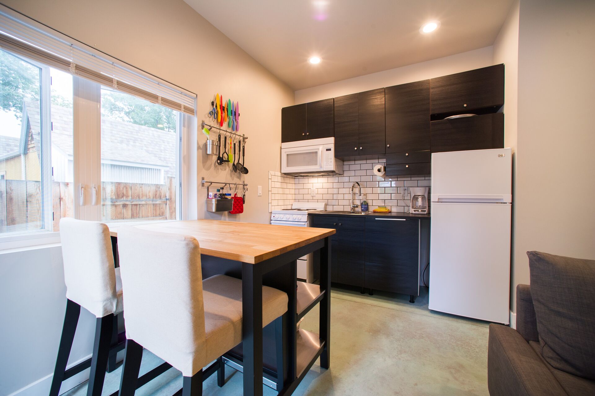 In Salida, a Modern Ground Floor Suite. Private, custom flagstone patio & yard. 