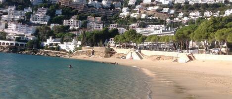 Sun loungers