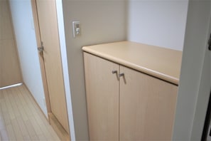 Twin Room | Free WiFi, bed sheets - City Street Inn 502 PH269 (Osaka)