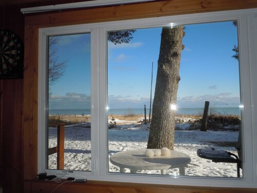 Oscoda area - relax and enjoy family time on a Lake Huron sugar sand beach